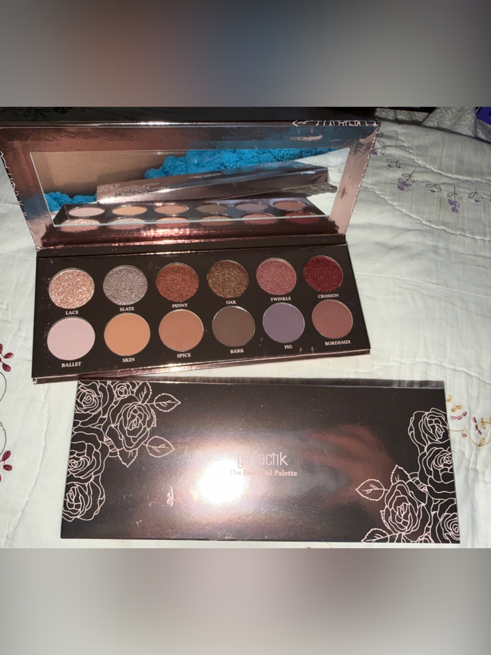 Neutral & Berry Eyeshadow Palette - 12 Shade Matte & Shimmer